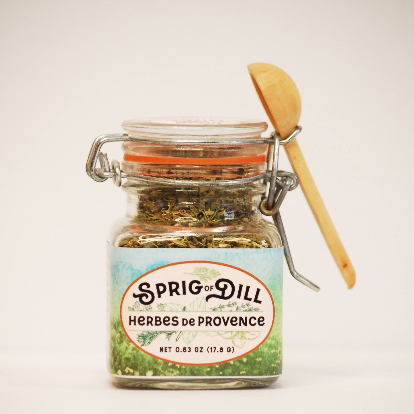 Example of Blend bottle with complimentary bamboo 1/2 teaspoon