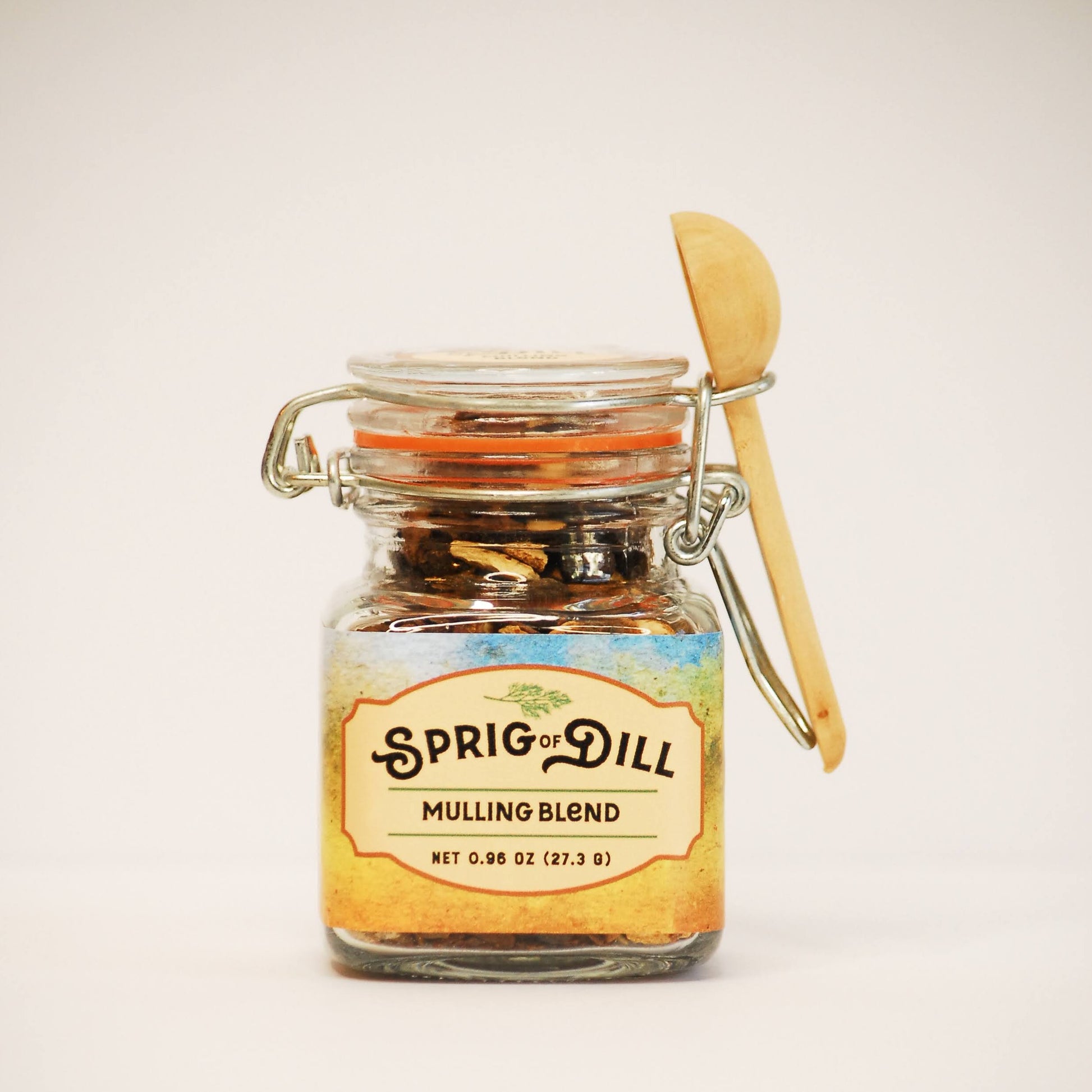 Example of Blend bottle with complimentary bamboo 1/2 teaspoon